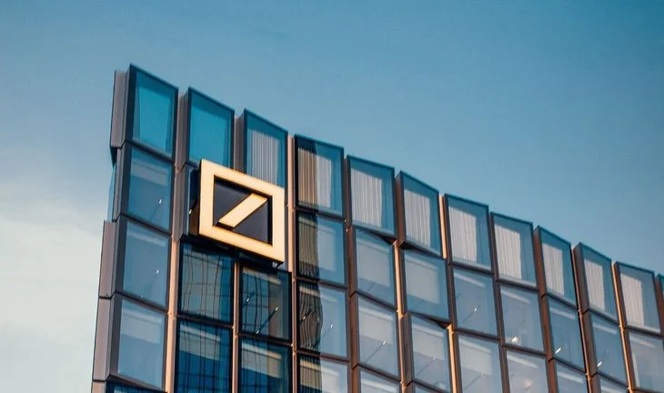Deutsche Bank's big hiring in a bad quarter now on display