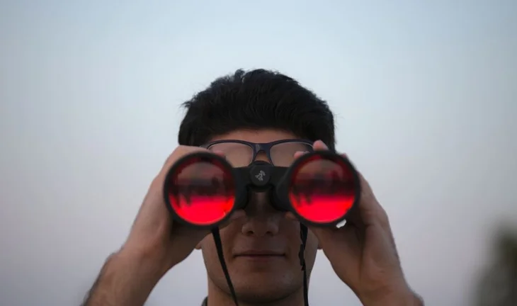 Banks still hunting for talent to run Hong Kong listings